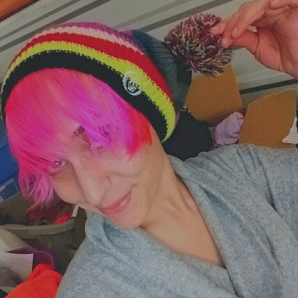 Stripped 80's Style Volcom Hat - Picture 1 of 1